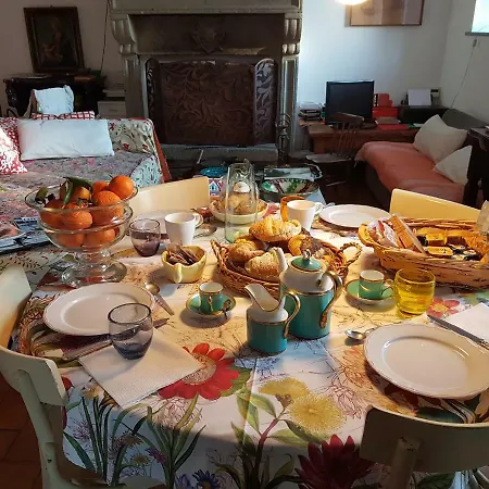 Bed & Breakfast Antico Casale La Riccia Holiday House *